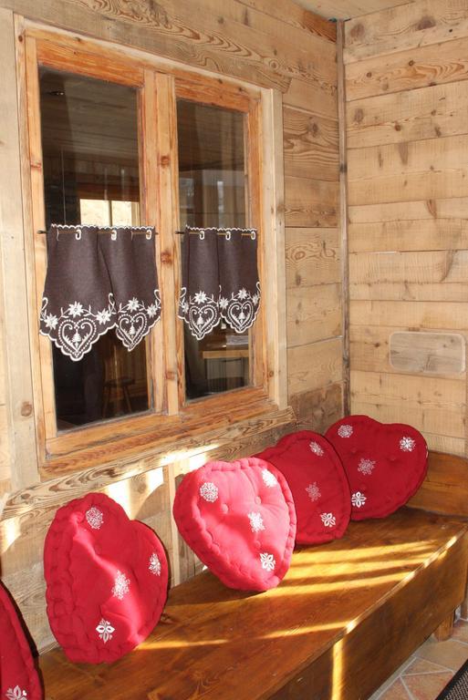 Chalet Pomme De Pin 티뉴 객실 사진