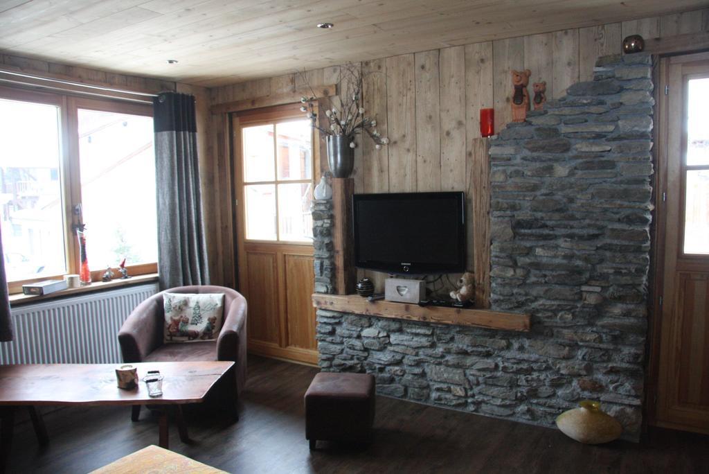Chalet Pomme De Pin 티뉴 객실 사진